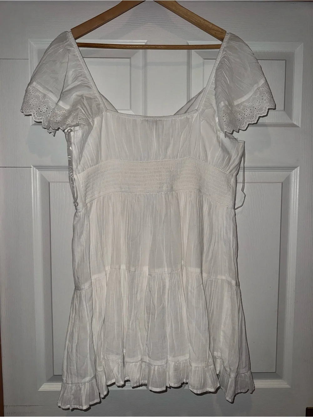 NWT American Eagle Outfitters White Smocked Peasant Milkmaid Flutter Mini Dress - Picture 2 of 3